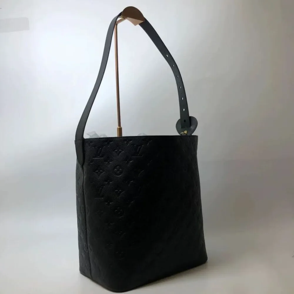 Louis Vuitton Women Pre-Loved Bag Brand New Condition